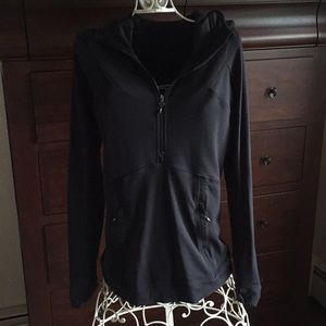 Lululemon sweatshirt